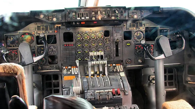 Pohled do letadla Boeing 747