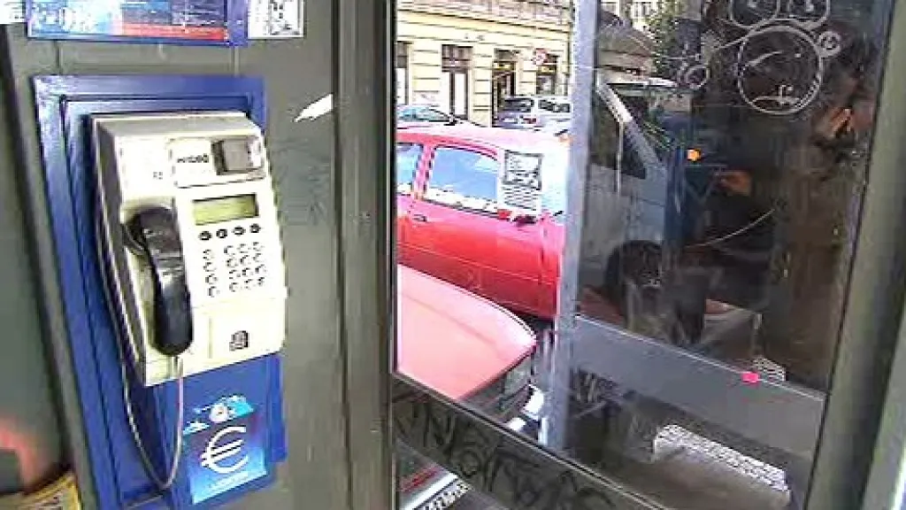Telefonní budka