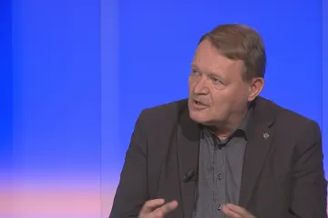 Engel o univerzitních nemocnicích: Staví se dům od střechy