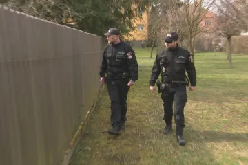 V Uherském Hradišti ruší místní záhadné rány. Strážníci zdroj zatím nenašli
