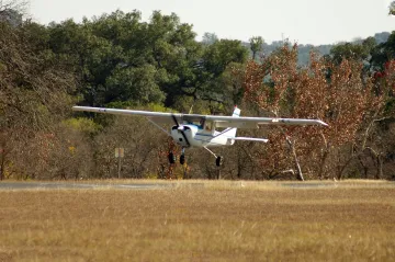 Začal soud s pilotem havarovaného letadla, které převáželo 70 kilogramů marihuany