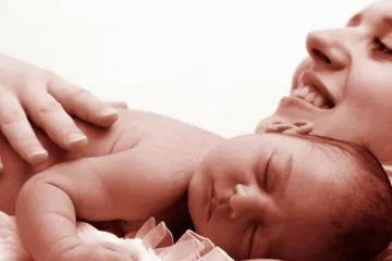 Těhotenství ženám s roztroušenou sklerózou svědčí