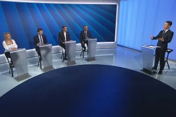 Charanzová, Kolaja, Pospíšil, Zahradil. Lídři mluvili o migraci, přijetí eura či reformě EU