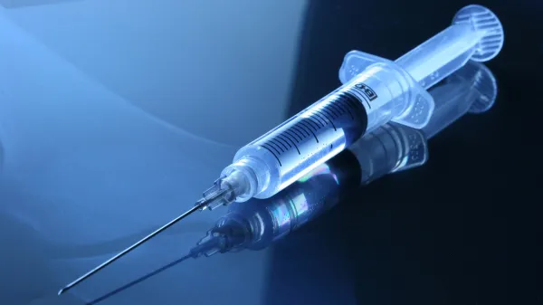 Lékaři testují očkování proti melanomu. Vakcína je založená na principu mRNA