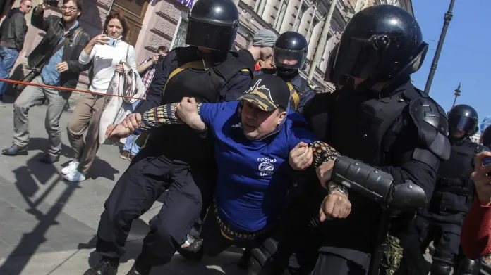 Zásah policie v Petrohradu