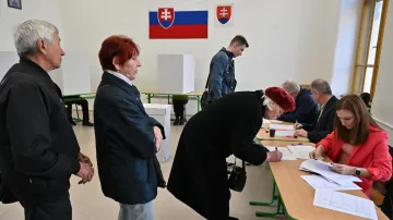 Volební místnost na Gymnáziu Grösslingová v Bratislavě