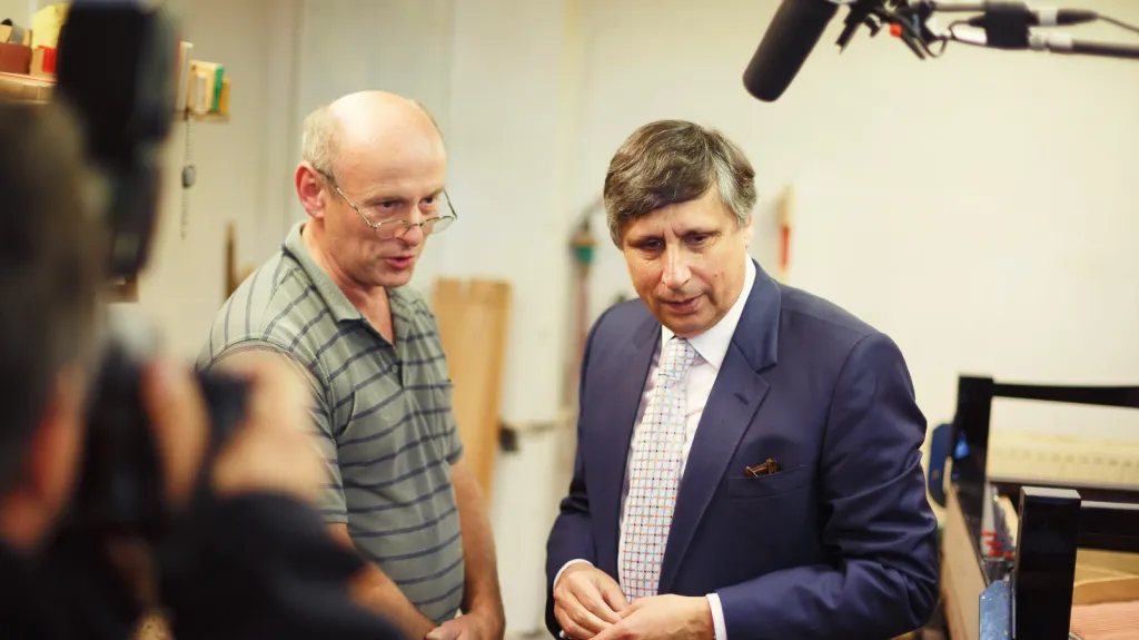 Jan Fisher v dokumentu Hledá se prezident