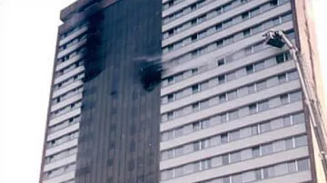 Požár hotelu Olympik v Praze