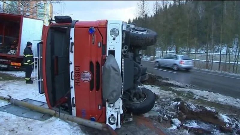 No comment: Nehoda vsetínských hasičů