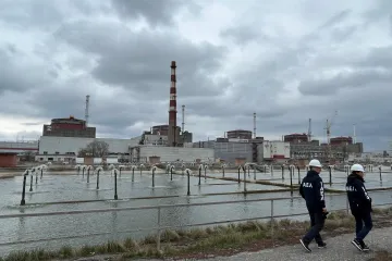 V Záporožské jaderné elektrárně vyhořela chladicí věž