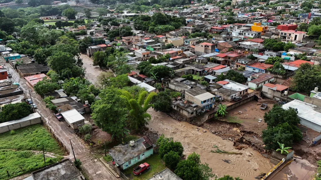 Povodně zaplavily Mexiko