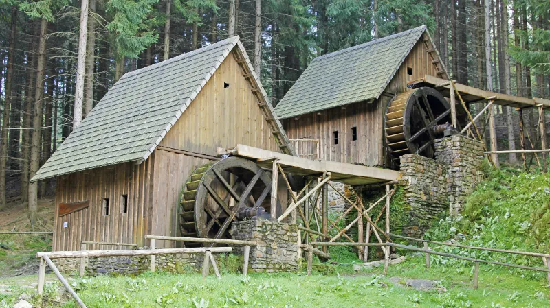 Historické zlatorudné mlýny ve skanzenu Zlaté hory