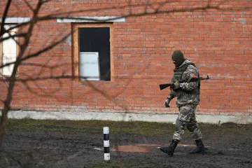 Srbský válečný zločinec unikl trestu útěkem na Ukrajinu, bojuje za Rusko