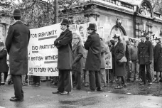 Před 50 lety se v Severním Irsku zatýkalo bez soudu. Operace Demetrius jen prohloubila násilí