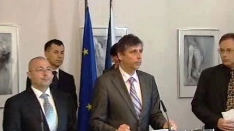 Vláda slíbila pomoc 54 milionů korun