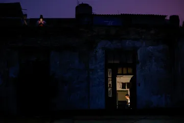 Kuba se noří do tmy. Místní sužují dlouhé blackouty, vedra i nedostatek paliv