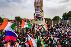Západoafrické společenství odmítlo návrh junty v Nigeru na přechodné období vojenské vlády