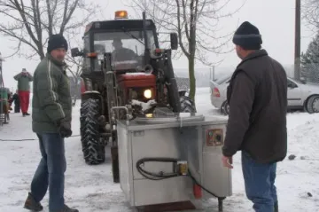 Pohoštění starostenskou polévkou ve Studenci