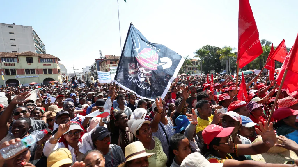 Protesty na Madagaskaru vedly ke změně režimu