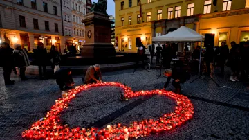 Svíčky na Jungmannově náměstí v Praze