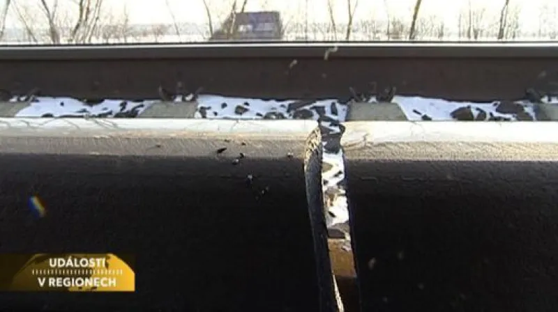 Sníh a mráz komplikuje dopravu