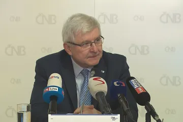 Česká národní banka zhoršila odhad vývoje ekonomiky, čeká i výrazně vyšší inflaci