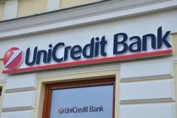 UniCredit Bank dostala rekordní pokutu za porušení pravidel u hypoték
