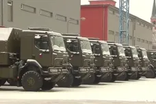 Česká armáda převzala 26 nových tatrovek. Automobilka letos dodá vojákům na sto vozů