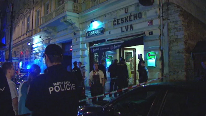 Restaurace po výbuchu granátu