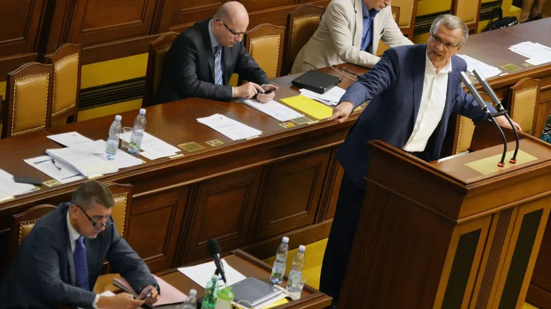 Jednání ve sněmovně