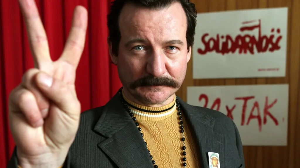 Walesa: člověk naděje (Andrzej Wajda, 2013)