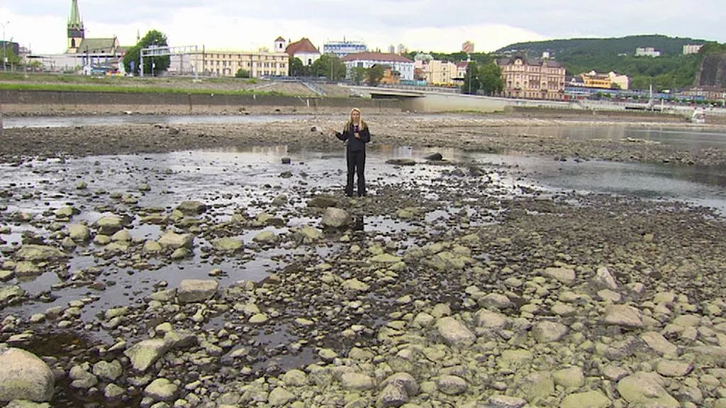 V Ústí nad Labem se dá dojít do poloviny koryta Labe