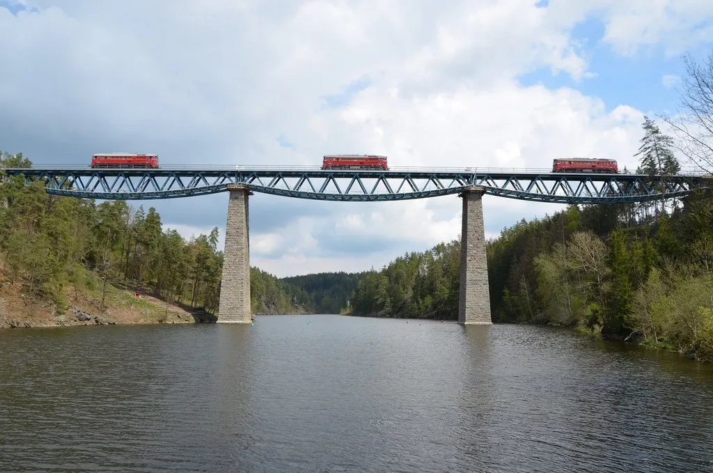 Rekonstrukce mostu na trati Pňovany–Bezdružice (autor: Ondřej Lojík)