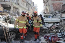 Zemětřesení v Turecku a Sýrii má přes dvacet tisíc obětí. Mezi nimi je i Češka