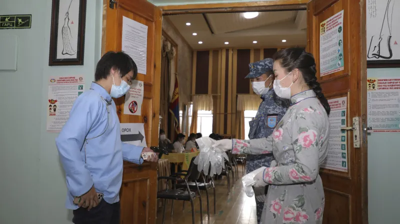 Covid ovlivnil i mongolské volby v červnu 2020