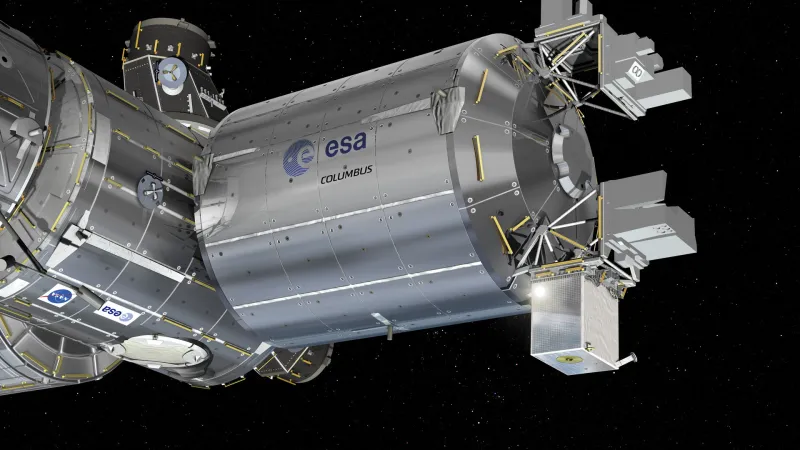 Vizualizace hodin na plášti ISS