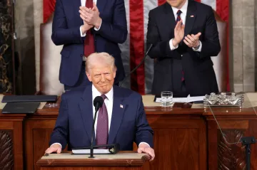 Grónsko získáme „tak či onak“, řekl Trump v Kongresu
