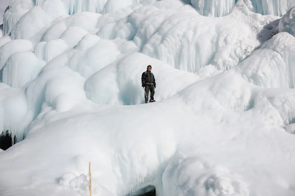 Nominace v sekci Životní prostředí: Ciril Jazbec se sérií snímků One Way to Fight Climate Change: Make Your Own Glaciers (Způsob, jak bojovat proti změně klimatu: vytvořit si vlastní ledovce)