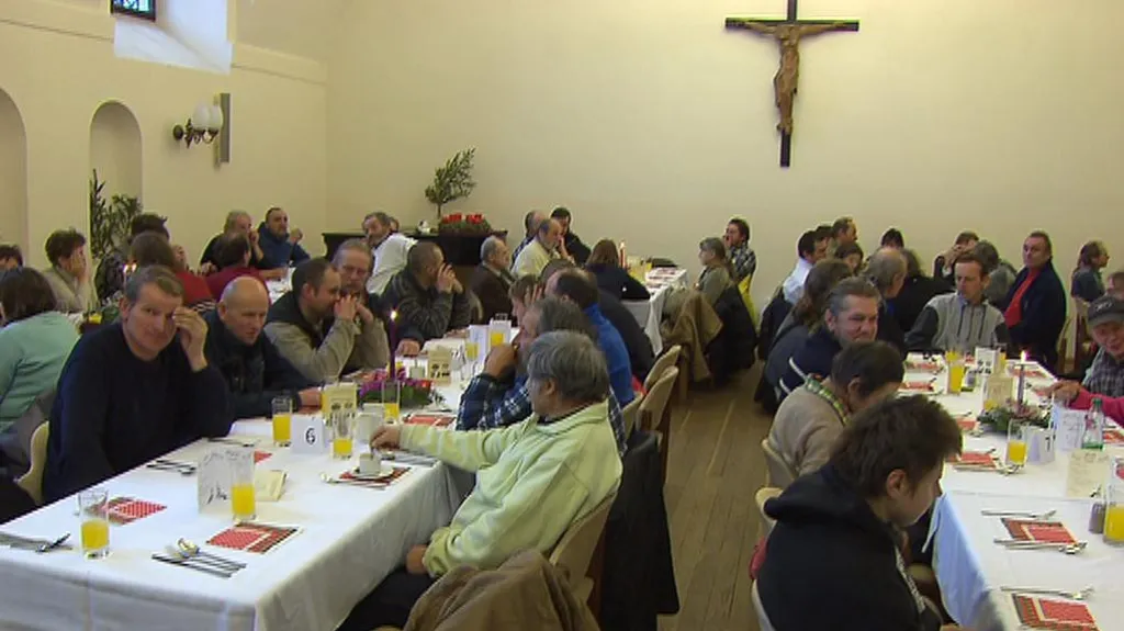 Vánoční oběd na půdě pražského arcibiskupství