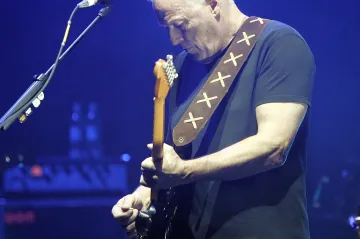 Pink Floyd po čtvrtstoletí vydali novou píseň. „Hey, Hey, Rise up!“ podporují Ukrajinu