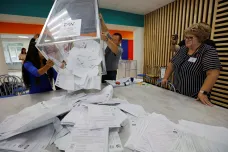 V ruských regionálních volbách si vládní strana údajně polepšila