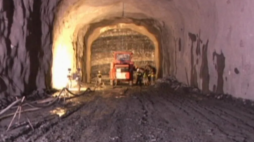 Podmořská jeskyně