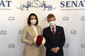 Cichanouská je pro nás vítězkou běloruských voleb, řekl po setkání Vystrčil