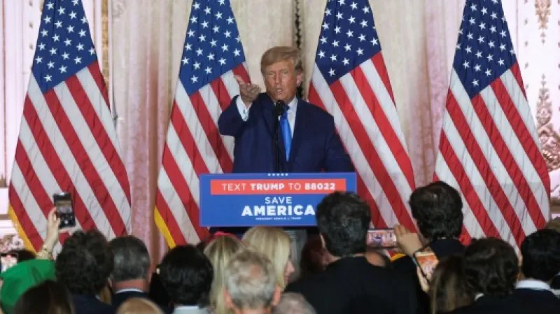 Bývalý americký prezident Trump hovoří ve svém letovisku Mar-a-Lago na Floridě,  Autor: Ricardo Arduengo,  Zdroj: Reuters