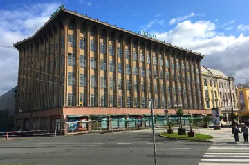 Zchátralý obchodní dům Breda možná koupí město. S rekonstrukcí by pak pomohl i stát
