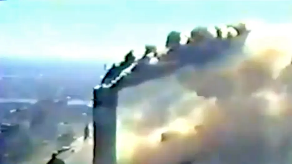 Záběry útoku z 11. září z policejního vrtulníku