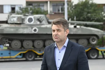 Ruská ekonomika je na tom velmi špatně, musíme toho využít, říká Perebyjnis