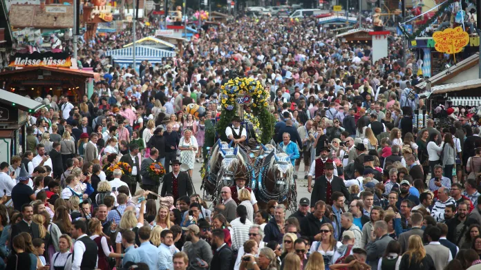 Pořadatelé očekávají na letošním Oktoberfestu až šest milionů návštěvníků