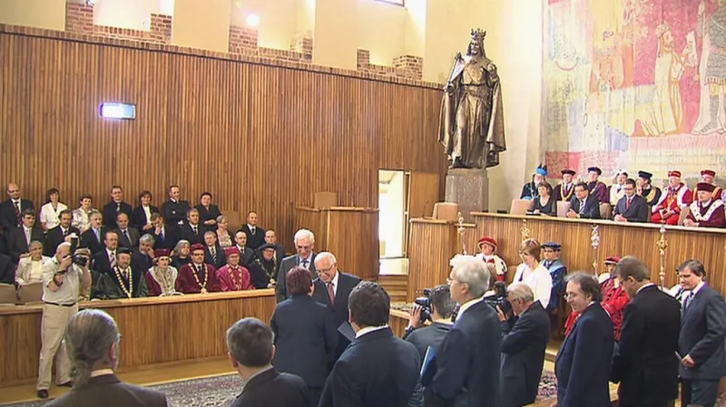 Prezident jmenoval nové profesory