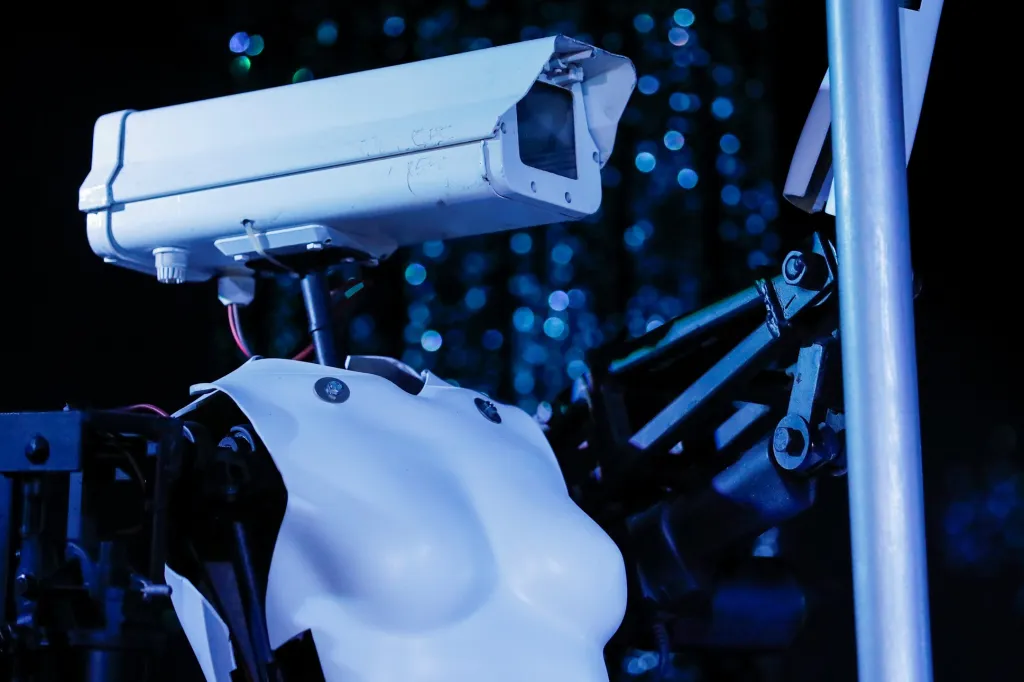 Robotí tanečnice Gilese Walkera